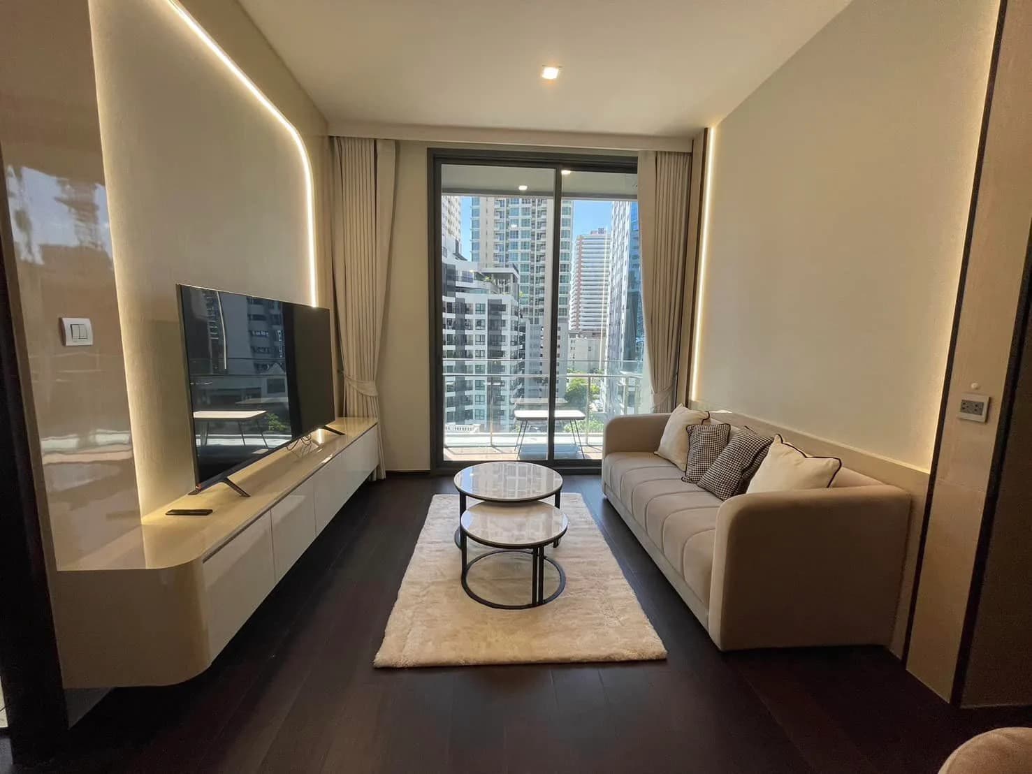 Laviq Sukhumvit 57 — photo 2