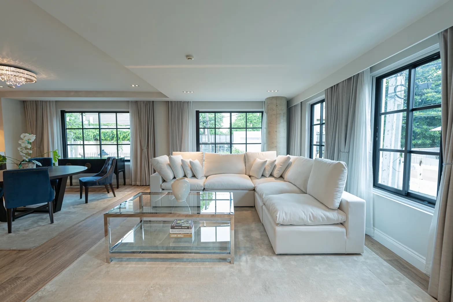 Penthouse Condominium — photo 1