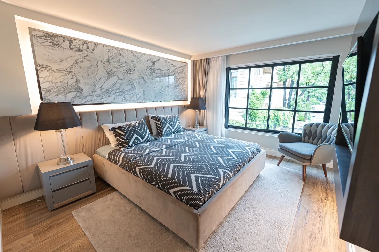 Penthouse Condominium — photo 10