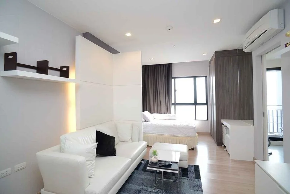 Urbano Absolute Sathon - Taksin — photo 1