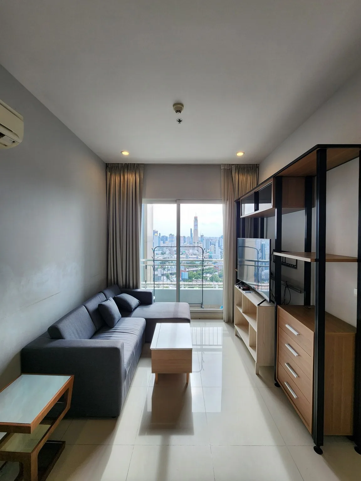 Circle Condominium — photo 3