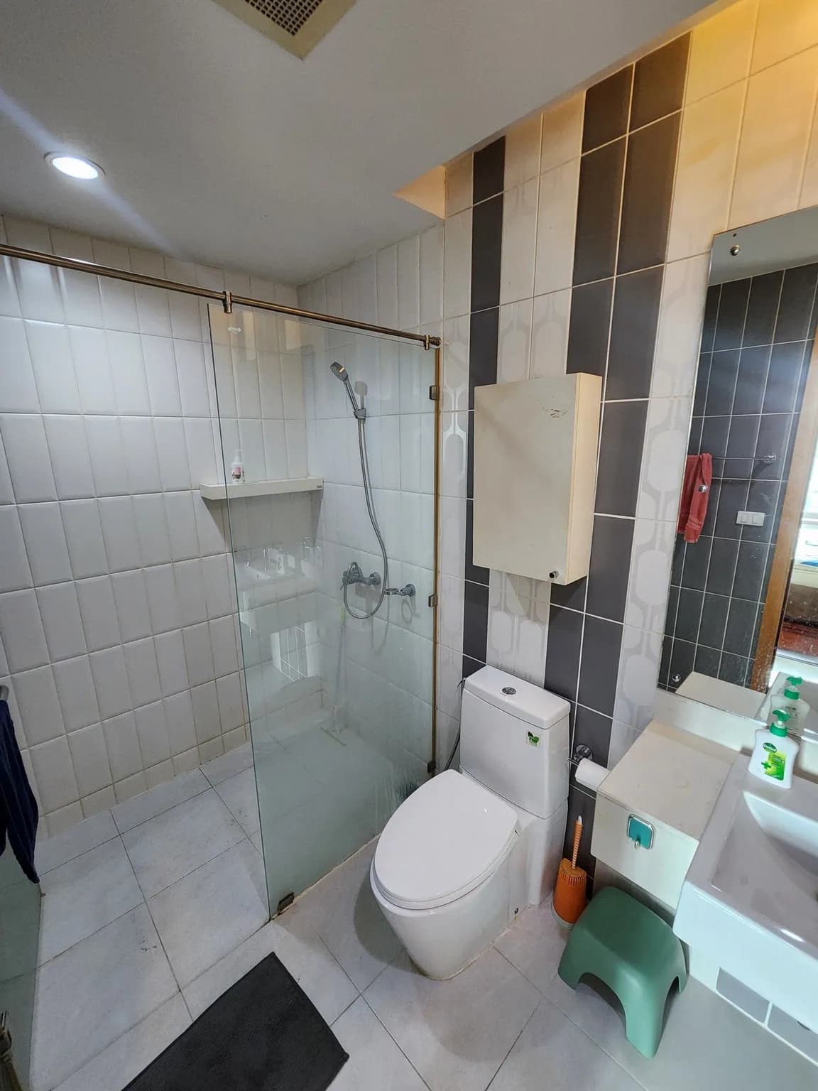 Circle Condominium — photo 10