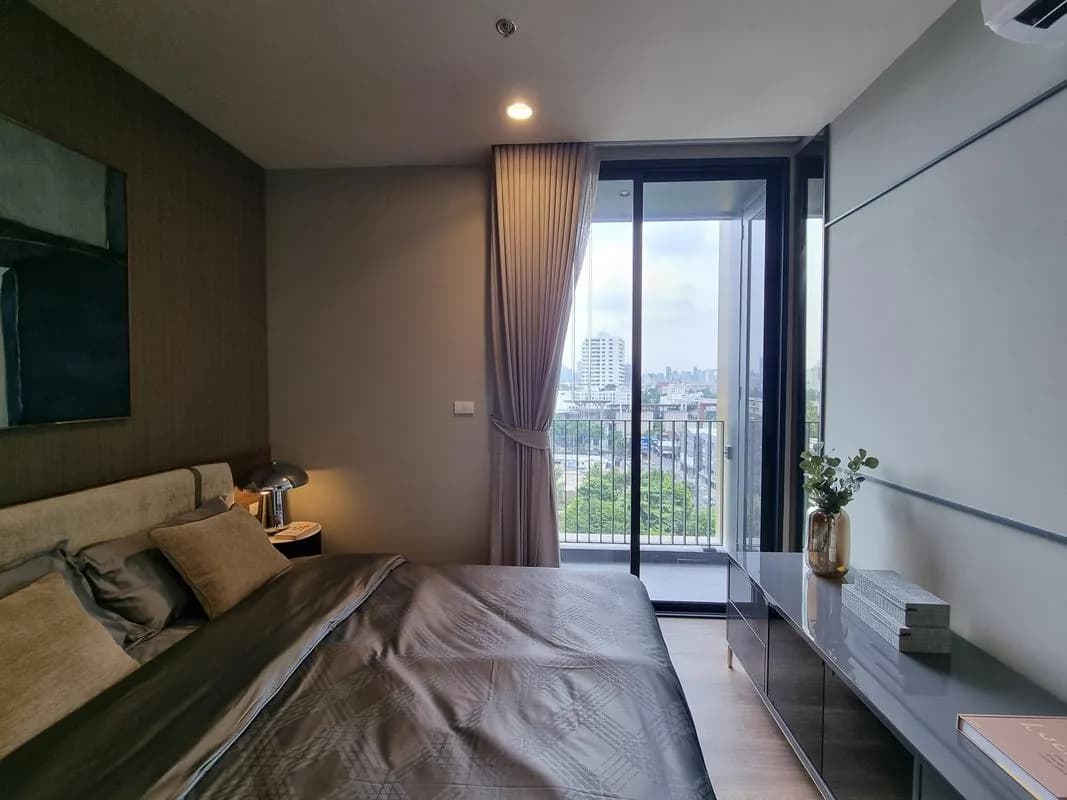 The Issara Sathorn — photo 3