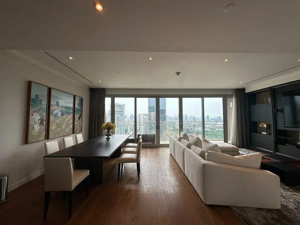 185 Rajadamri — photo 4