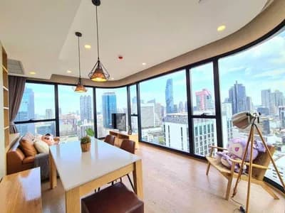Ashton Chula - Silom