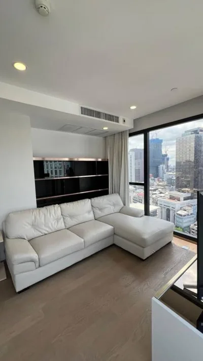 Ashton Chula - Silom