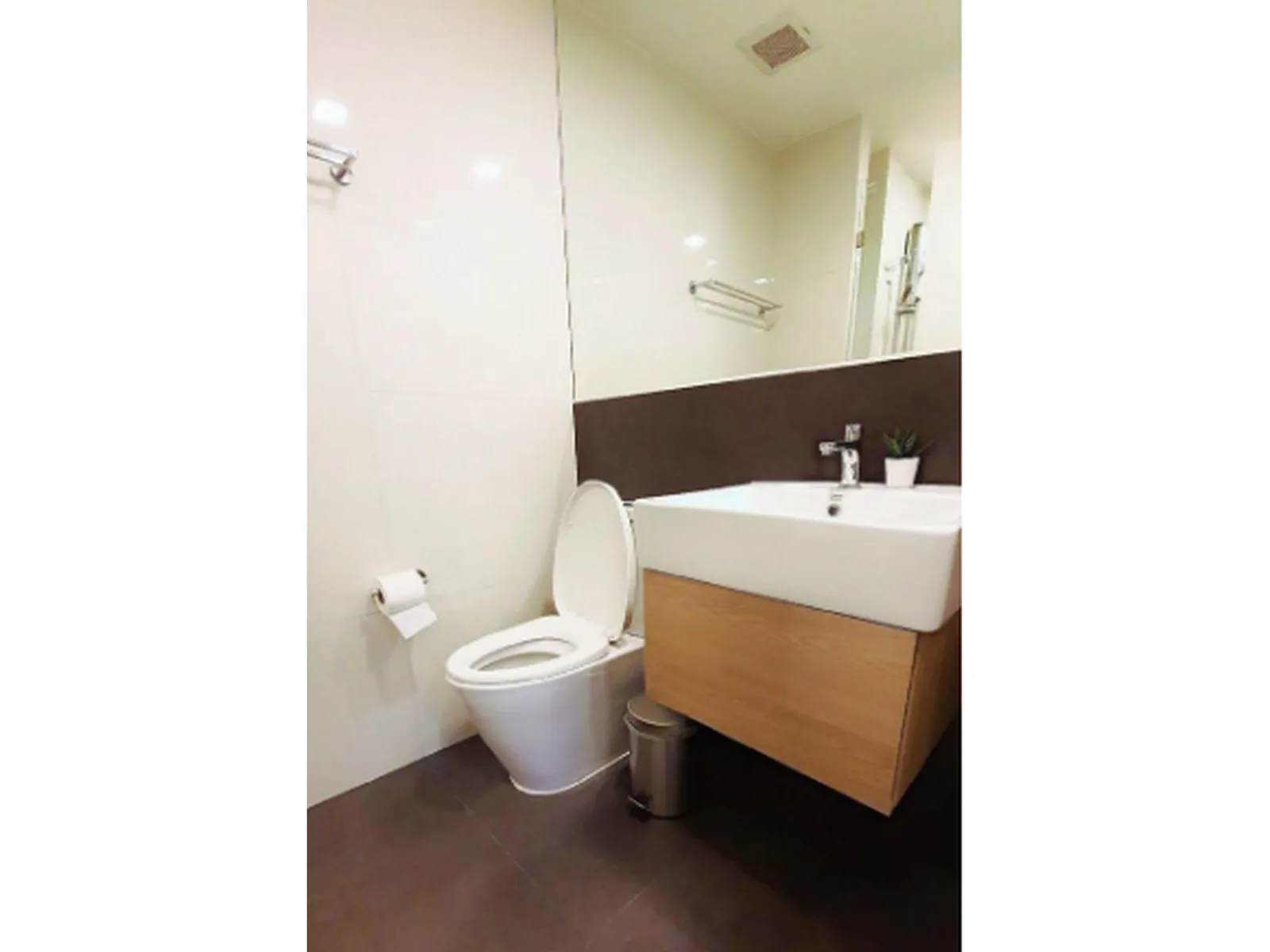 Chambers On - nut Station — photo 10