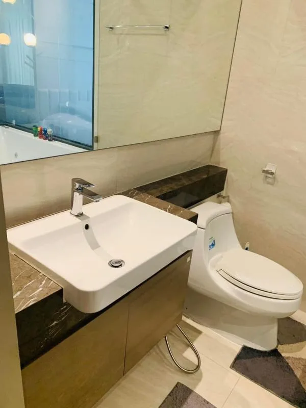 Ashton Silom — photo 14