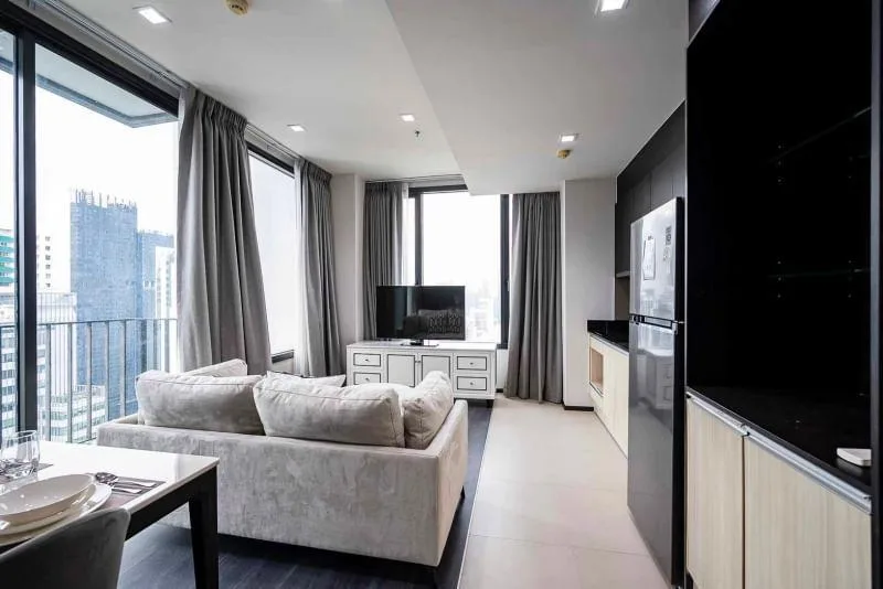Edge Sukhumvit 23 — photo 1