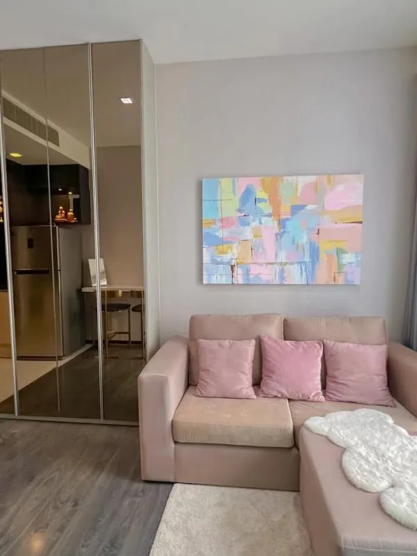 Edge Sukhumvit 23 — photo 2