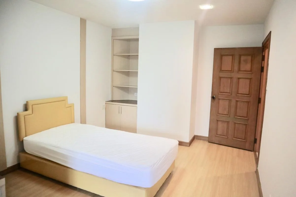 Fifty Fifth Tower — photo 10