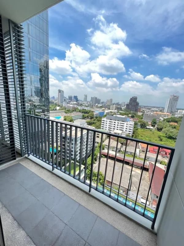 Siri at Sukhumvit — photo 12
