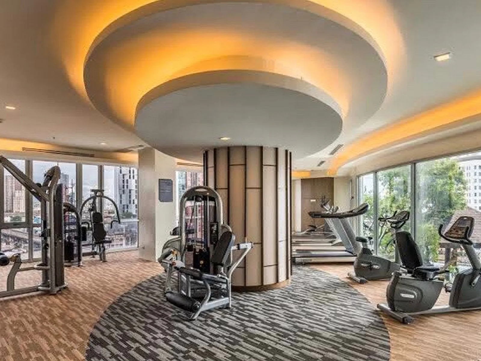 Sky Walk Condominium — photo 11