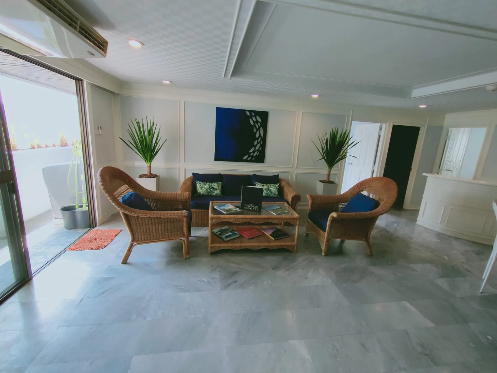 Beverly Tower Condo — photo 1