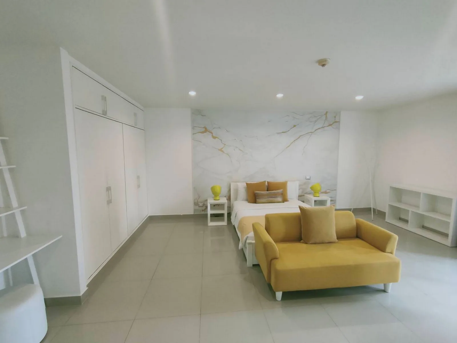 Benviar Tonson Residence — photo 2