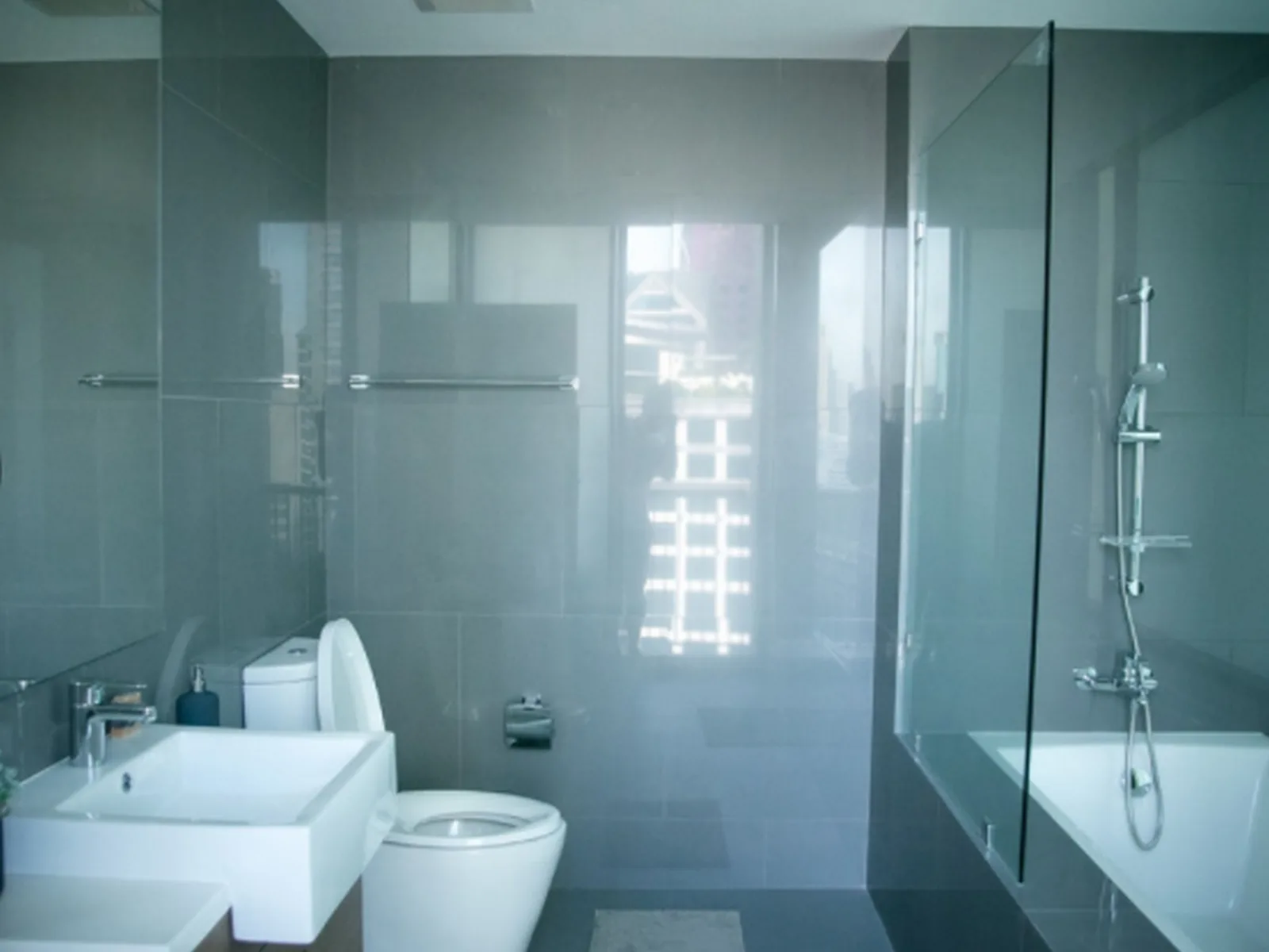 Noble Revolve Silom — photo 10