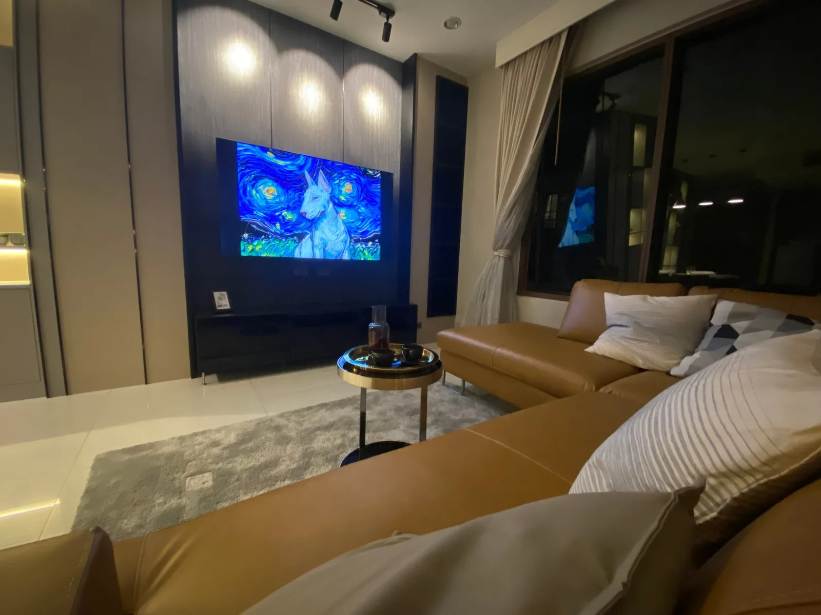 The Emporio Place — photo 1