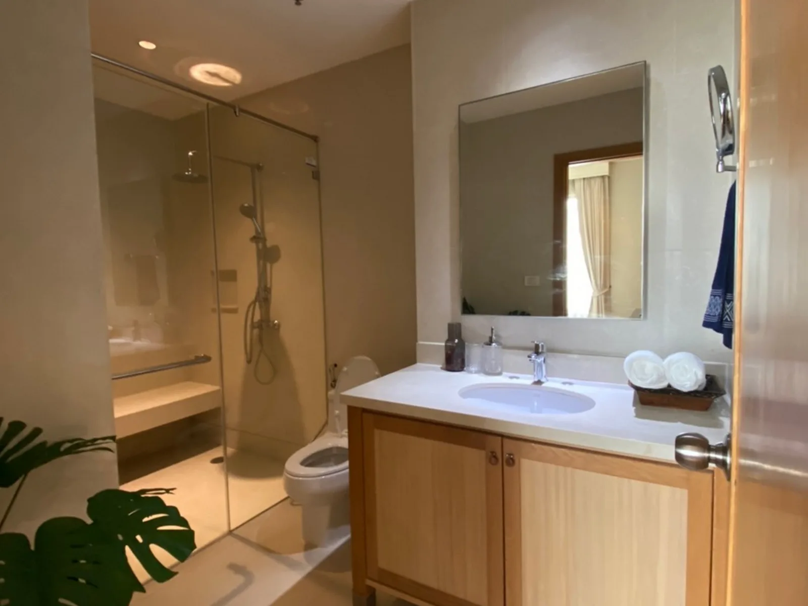 The Emporio Place — photo 7