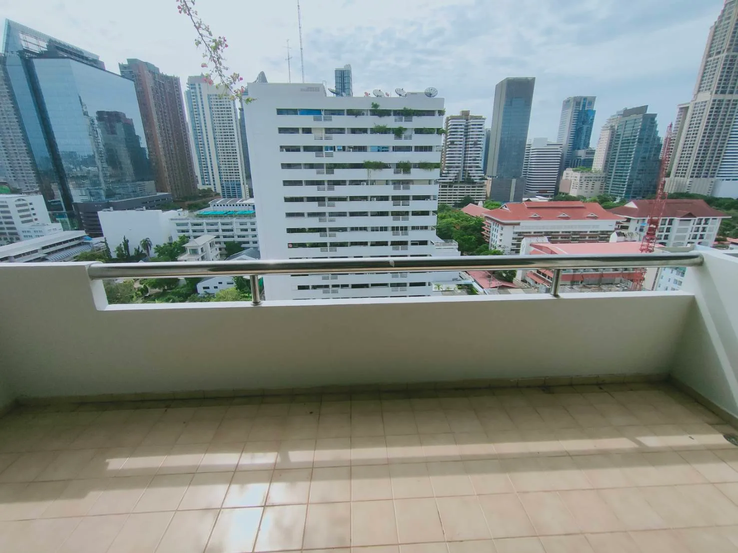 Sethiwan Residence — photo 3