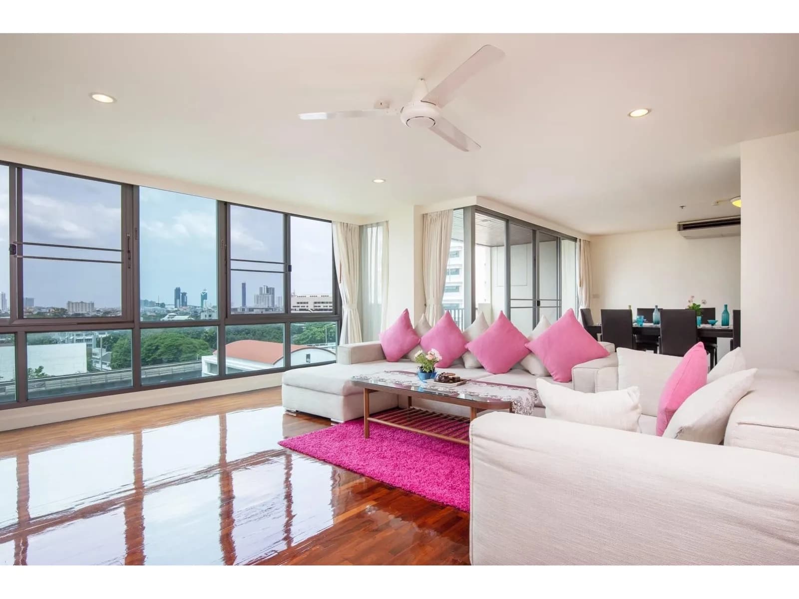 Sathorn Gallery Residences — photo 3