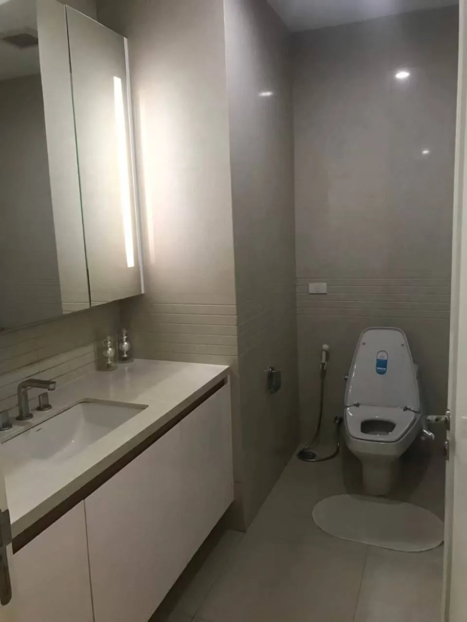 Q Langsuan — photo 8