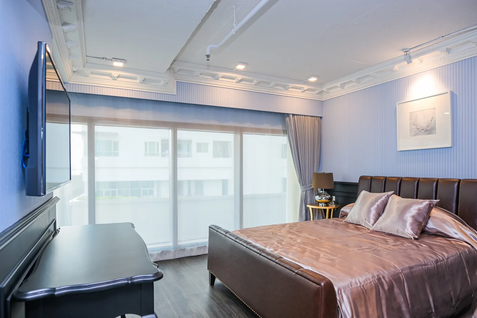 The Emporio Place — photo 14