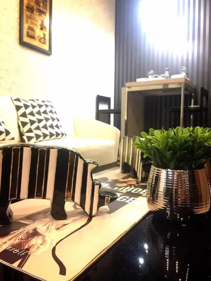 M Thonglor 10 — photo 1
