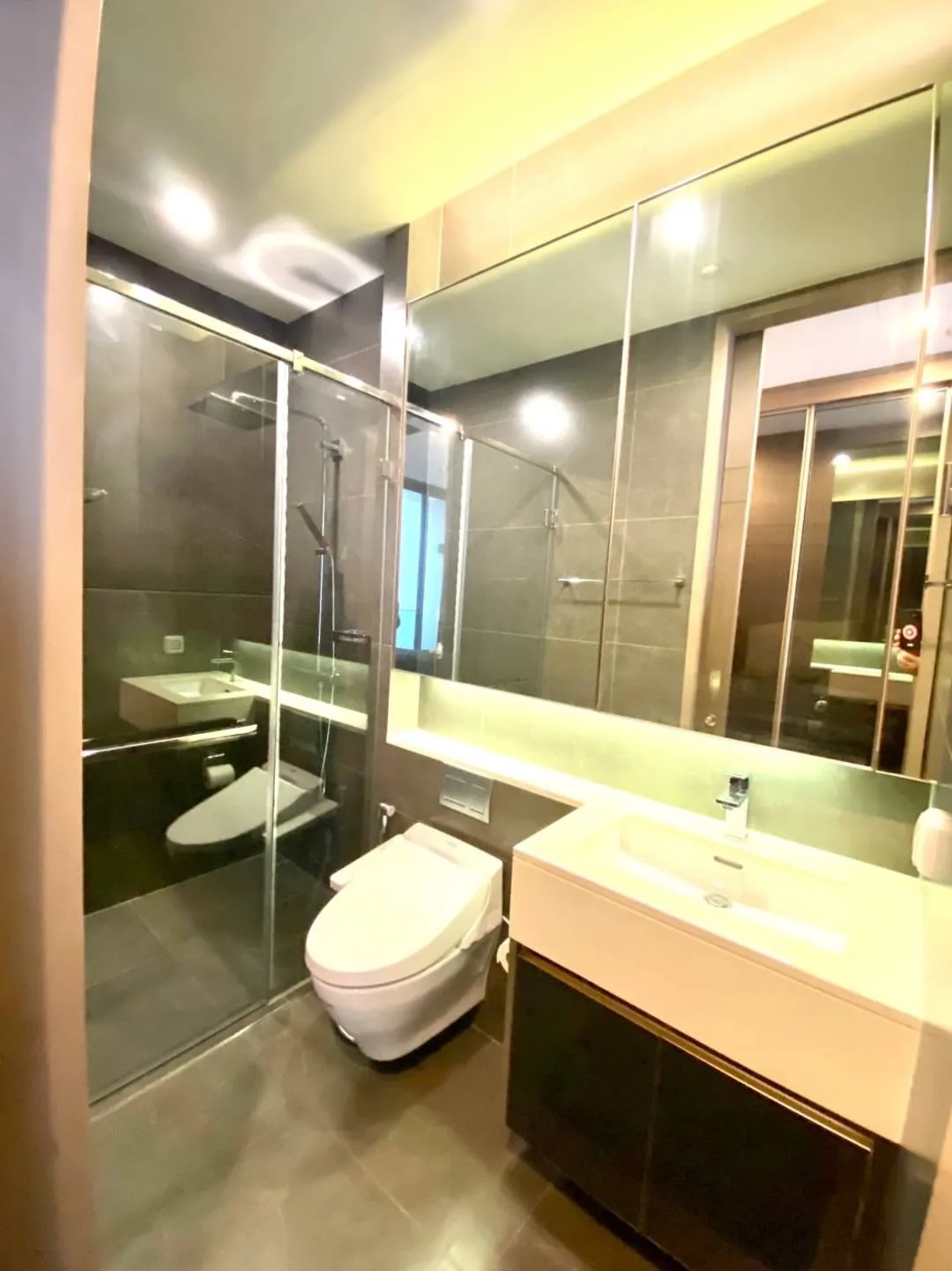 The Esse at Singha Complex — photo 9