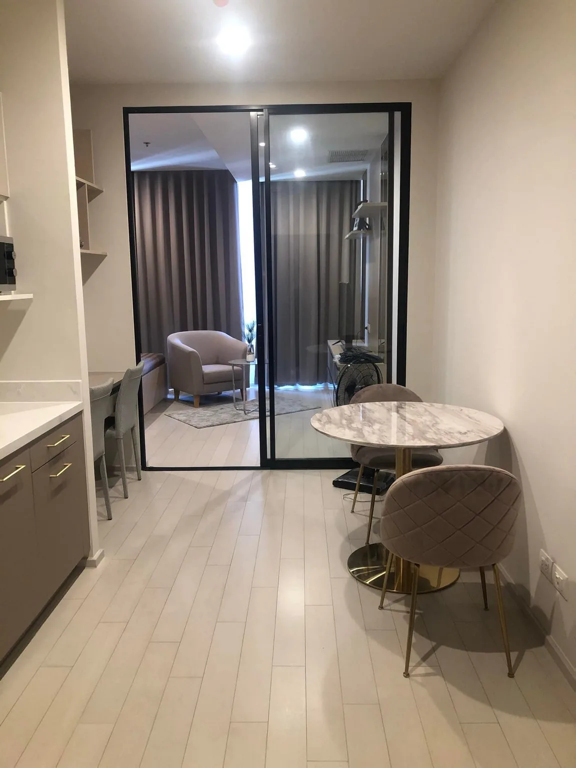 Noble Ploenchit — photo 12