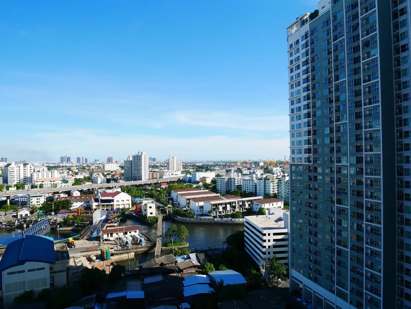 Life Sukhumvit 48 — photo 9