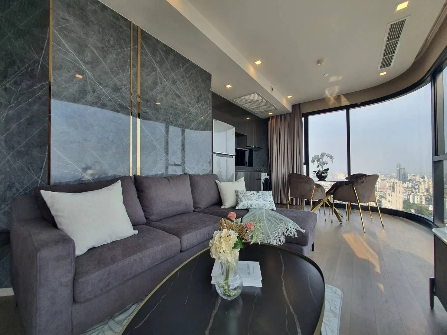 Ashton Asoke — photo 2