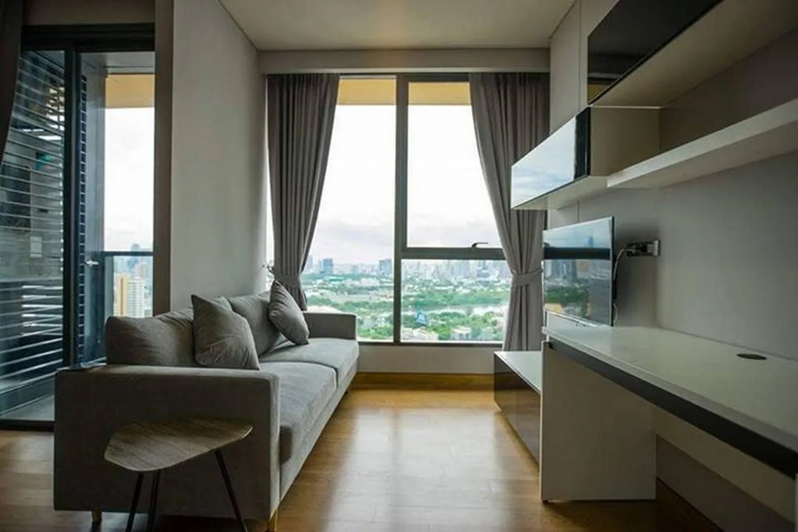 The Lumpini 24 — photo 3
