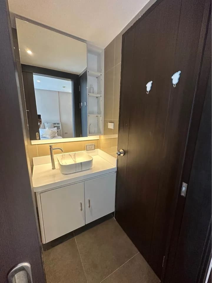 Tidy Thonglor — photo 8