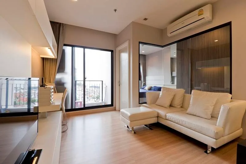 Urbano Absolute Sathon - Taksin — photo 1