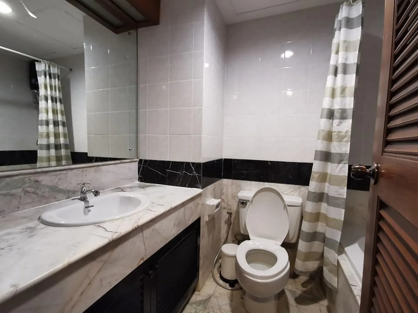 The Grand Condo — photo 8