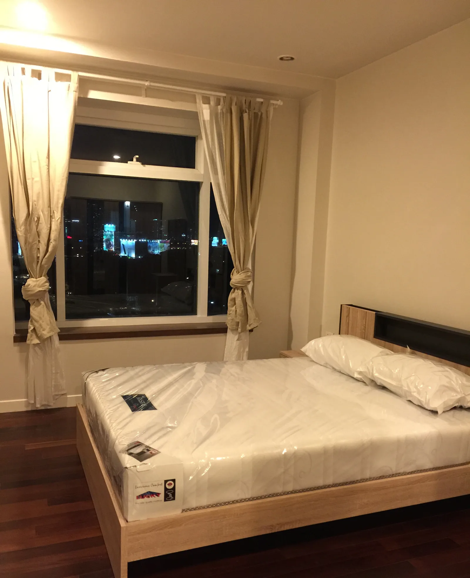 Circle Condominium — photo 5
