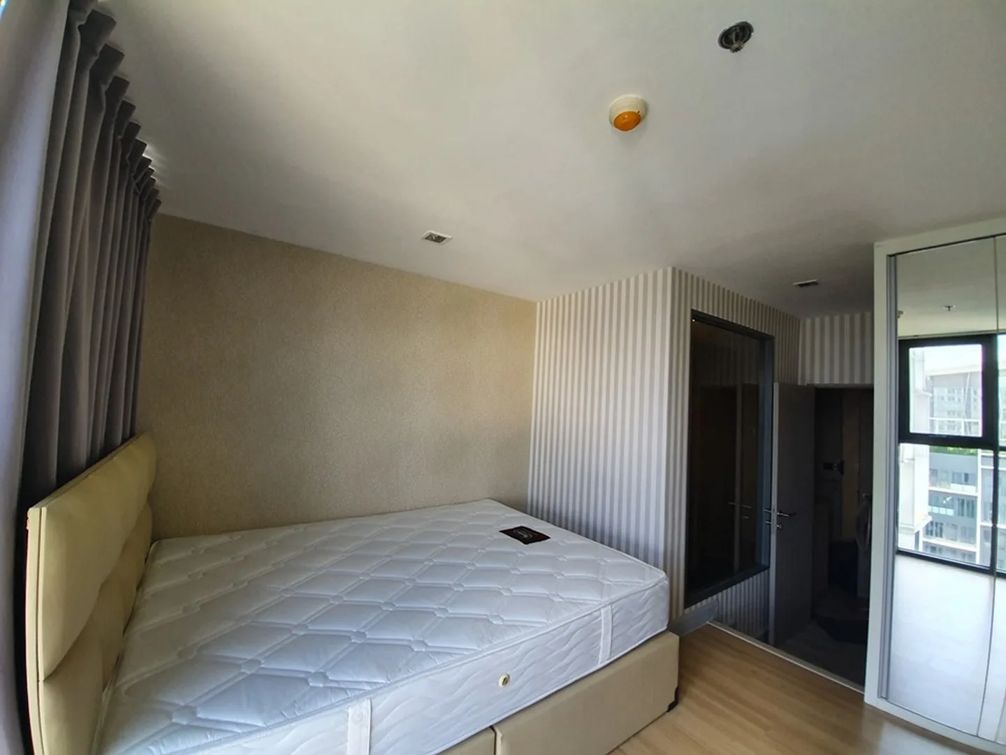 Ideo Mobi Sukhumvit 81 — photo 10