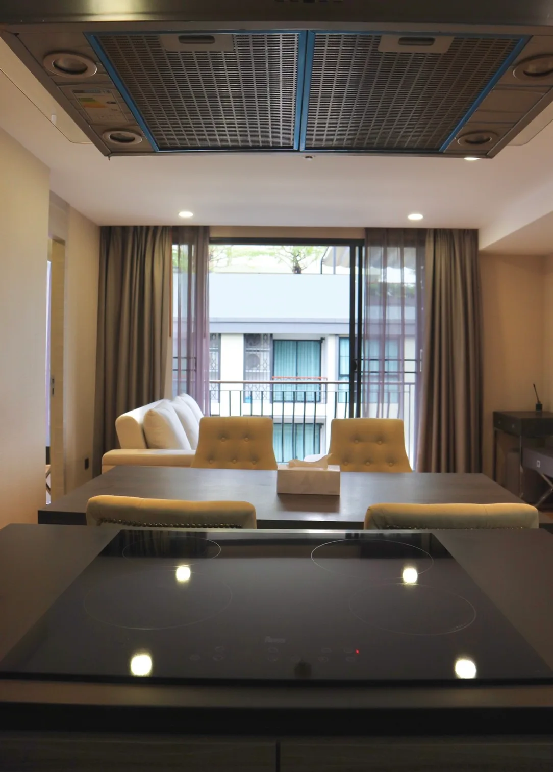Klass Condo Langsuan — photo 4