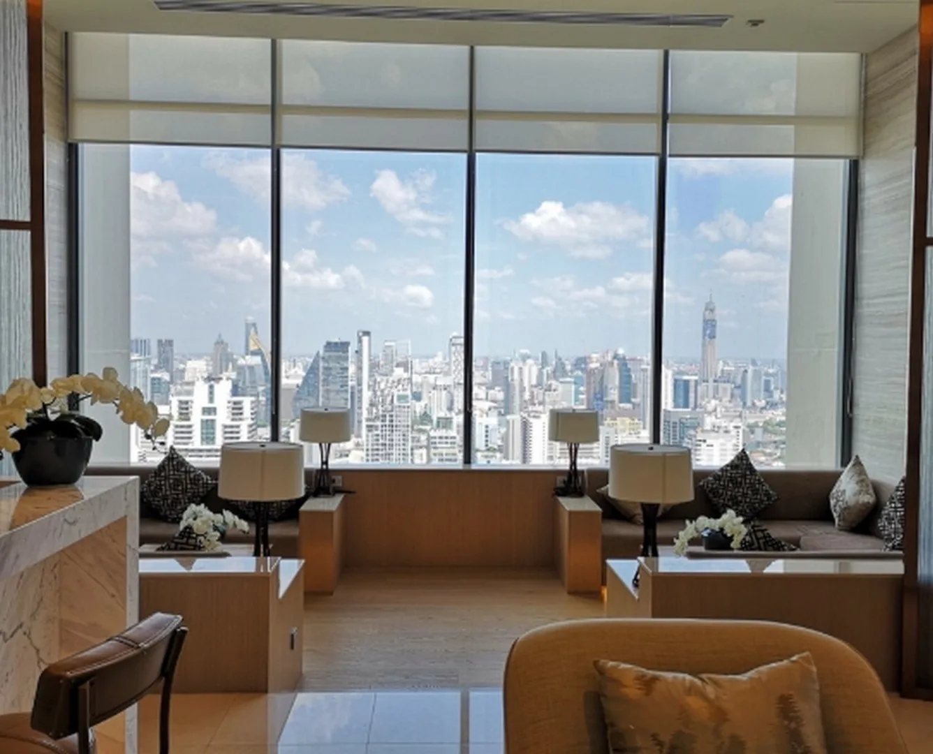The Esse Asoke — photo 3