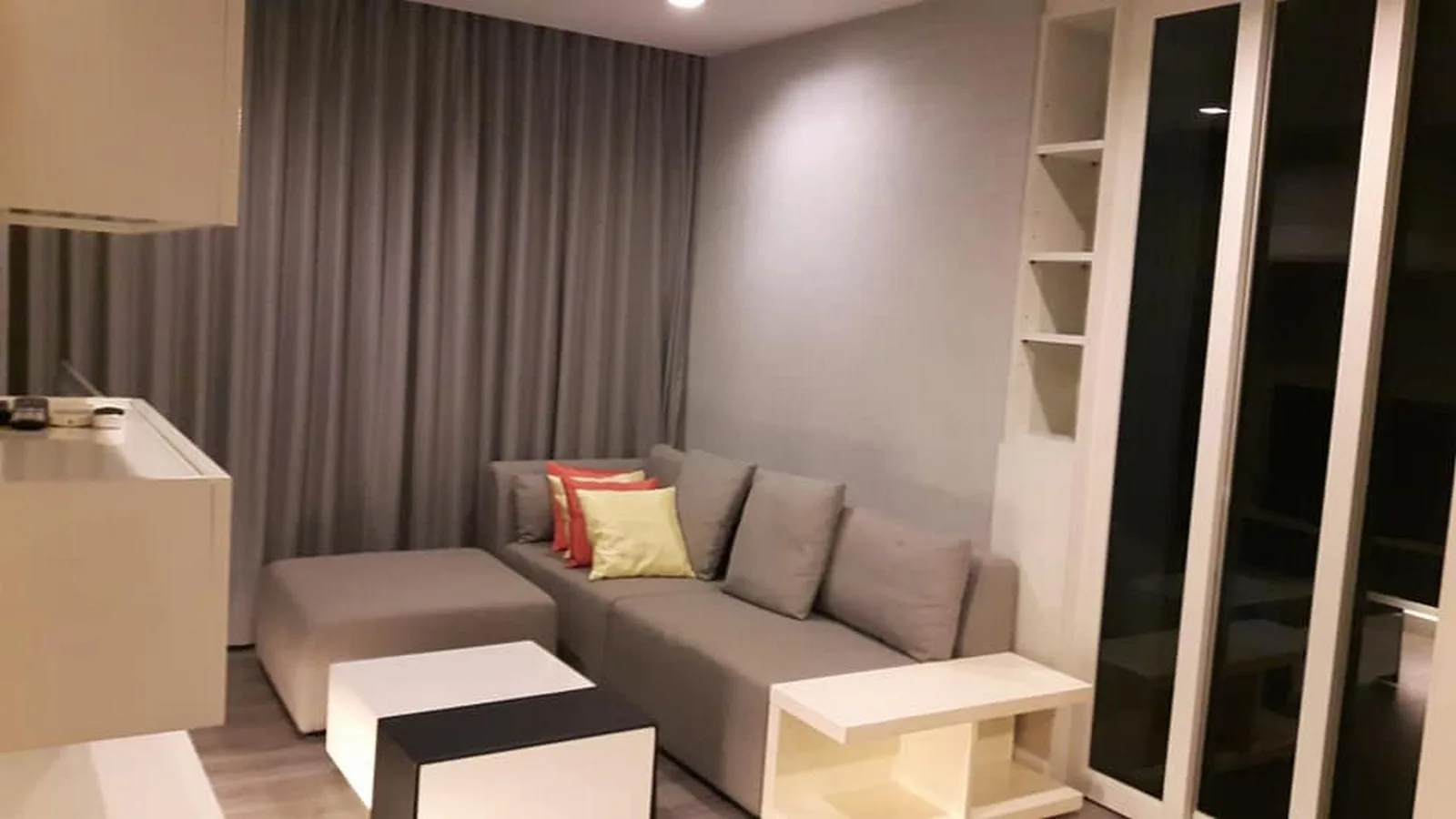The Room Sukhumvit 40 — photo 1