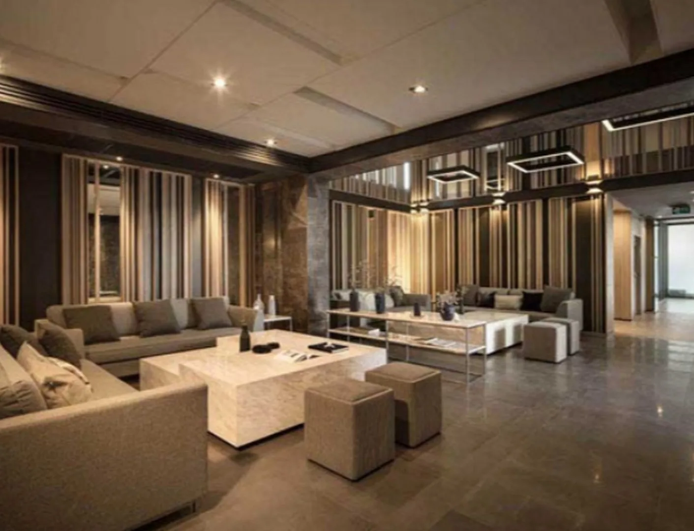 Centric Ratchada - Huai Khwang — photo 4