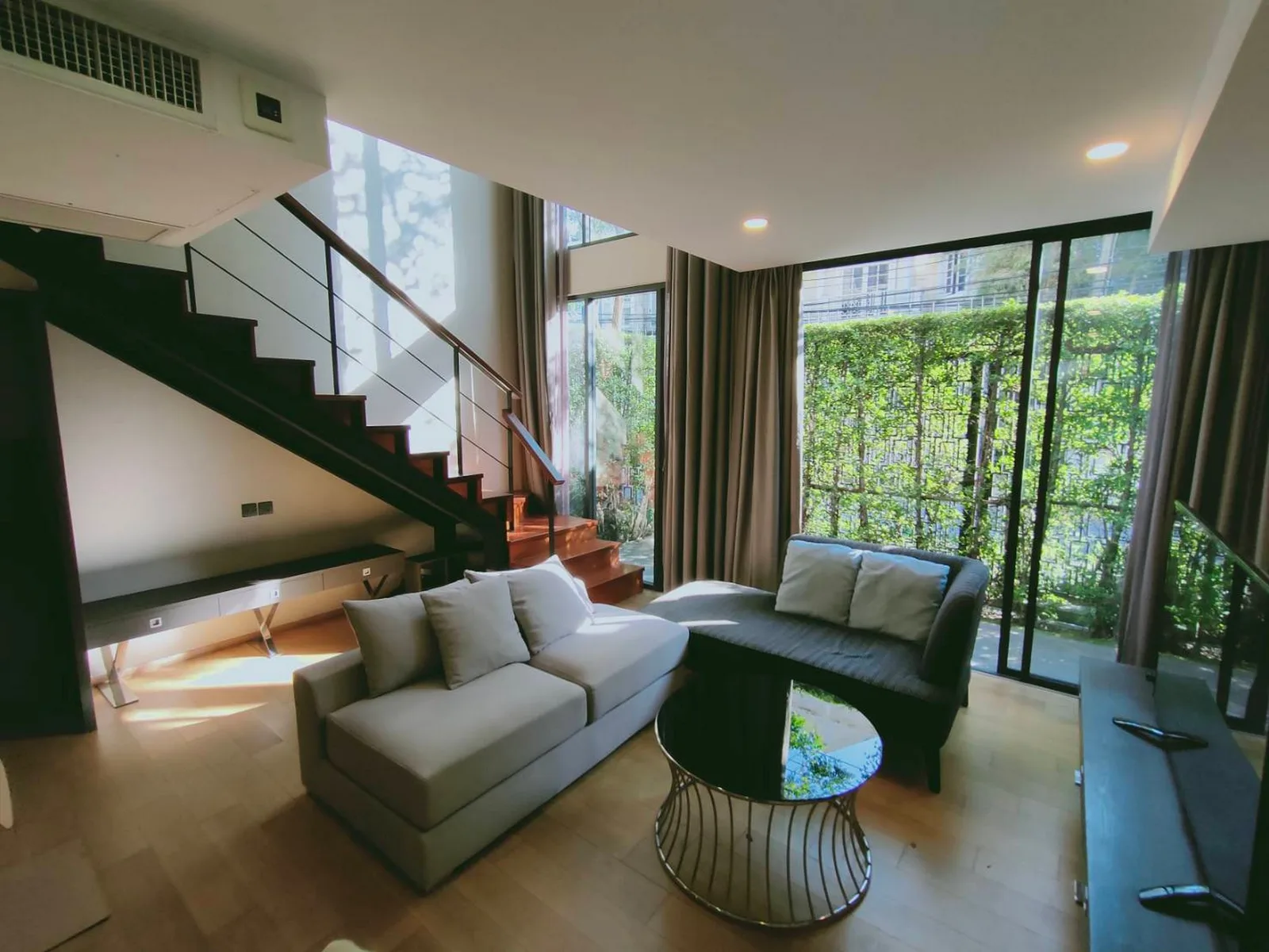 Klass Condo Langsuan — photo 1