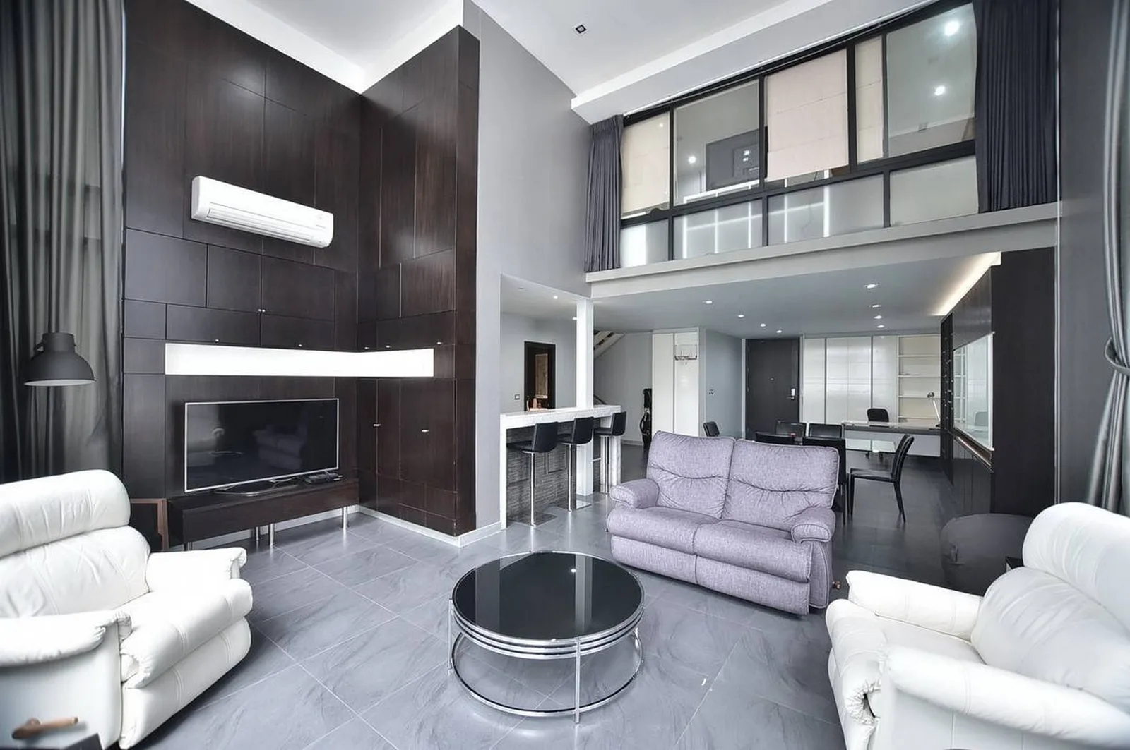 The Emporio Place — photo 1