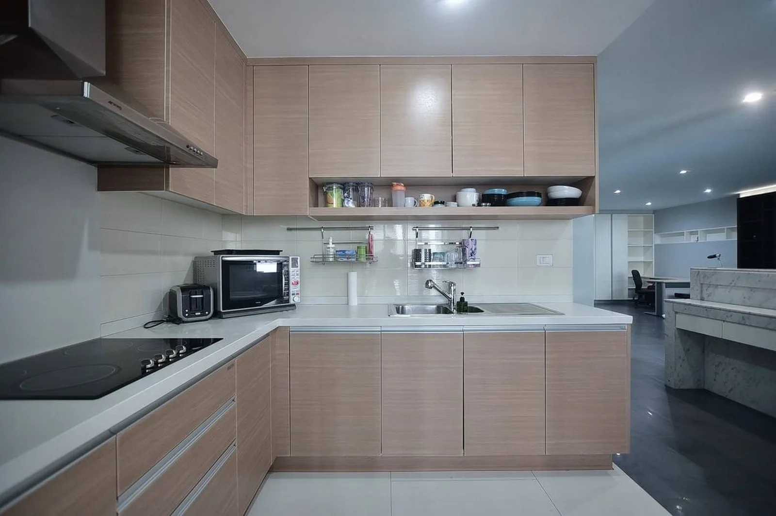 The Emporio Place — photo 3