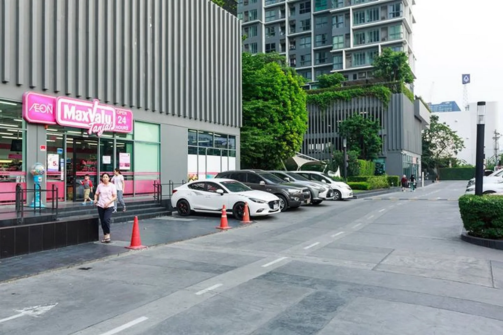 Ideo Mobi Sukhumvit 81 — photo 12
