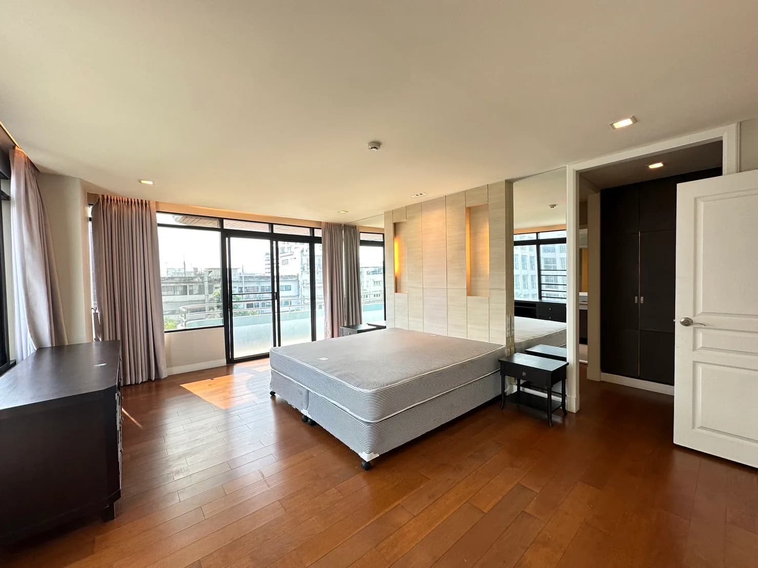 Romsai Residence - Thong Lo — photo 11