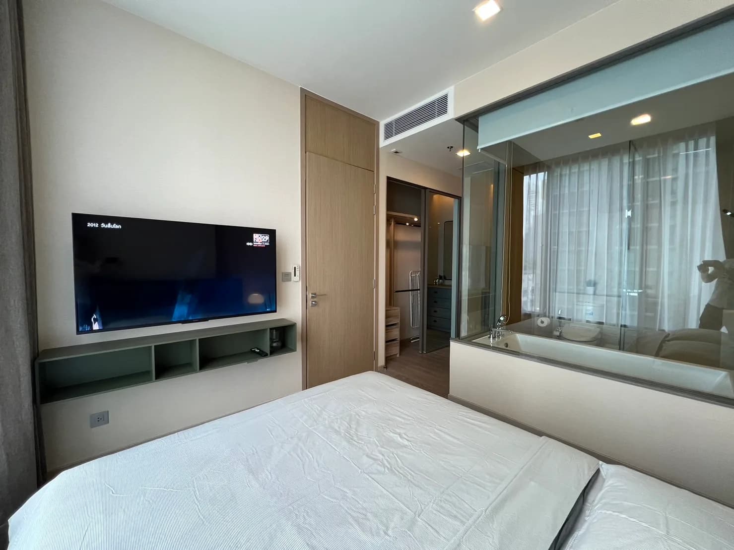 The Esse Asoke — photo 11