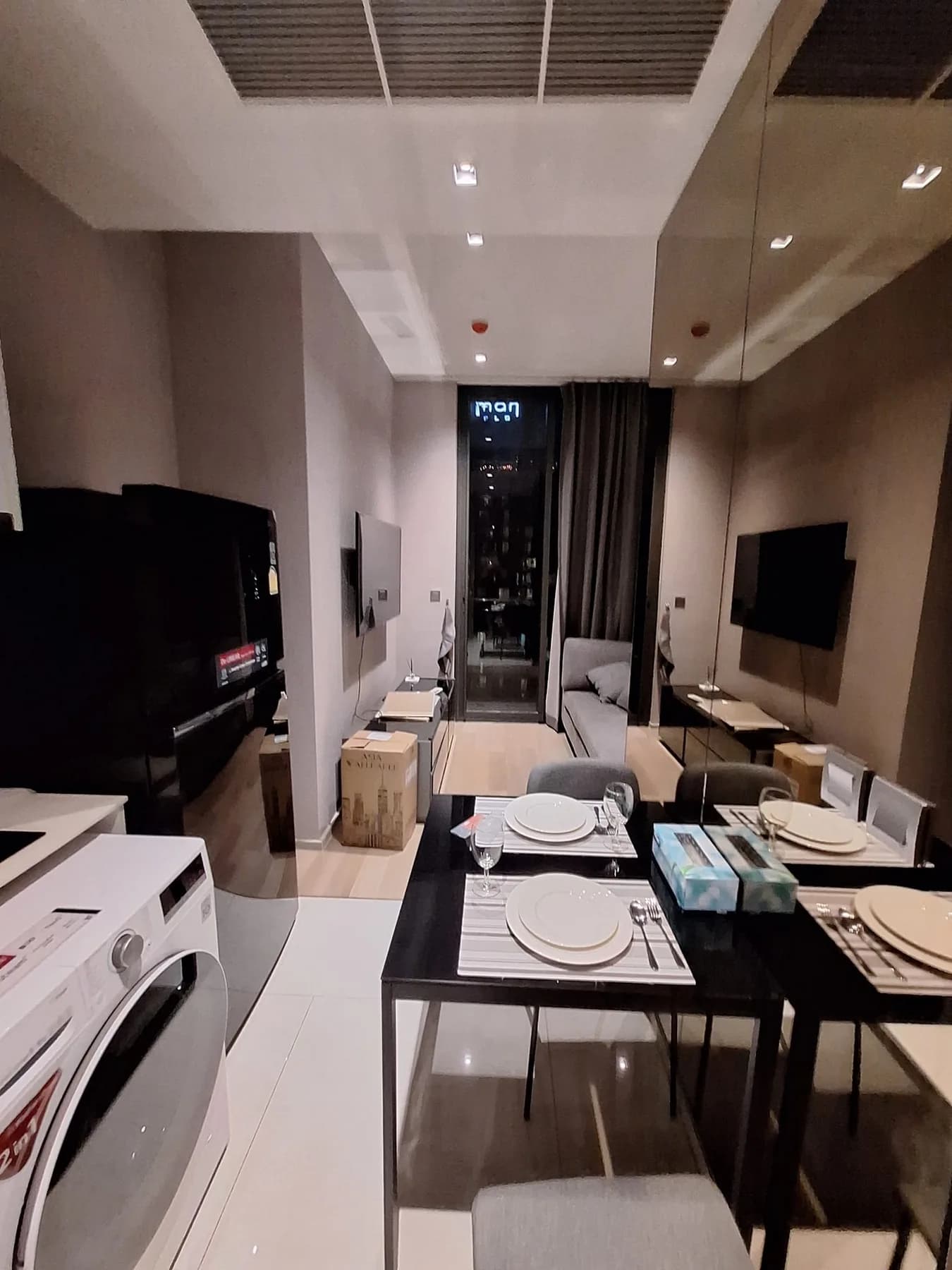 Ashton Silom — photo 3