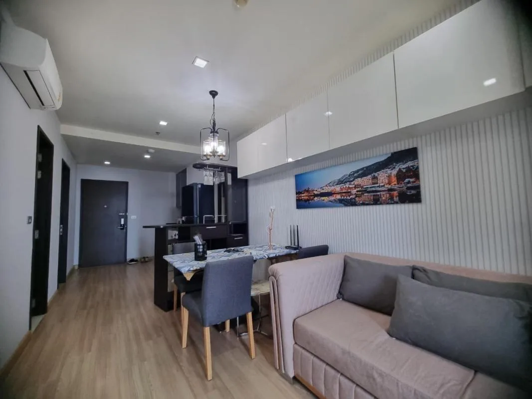 Sky Walk Condominium — photo 1