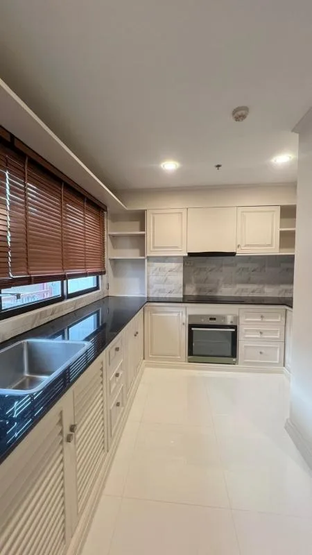 M Tower Apartment — photo 3